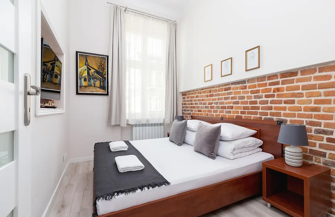 Rose Aura Stay - 2 Bedrooms - Kazimierz District-1